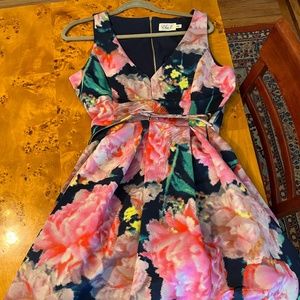 Eliza J Floral Cocktail dress v neckline